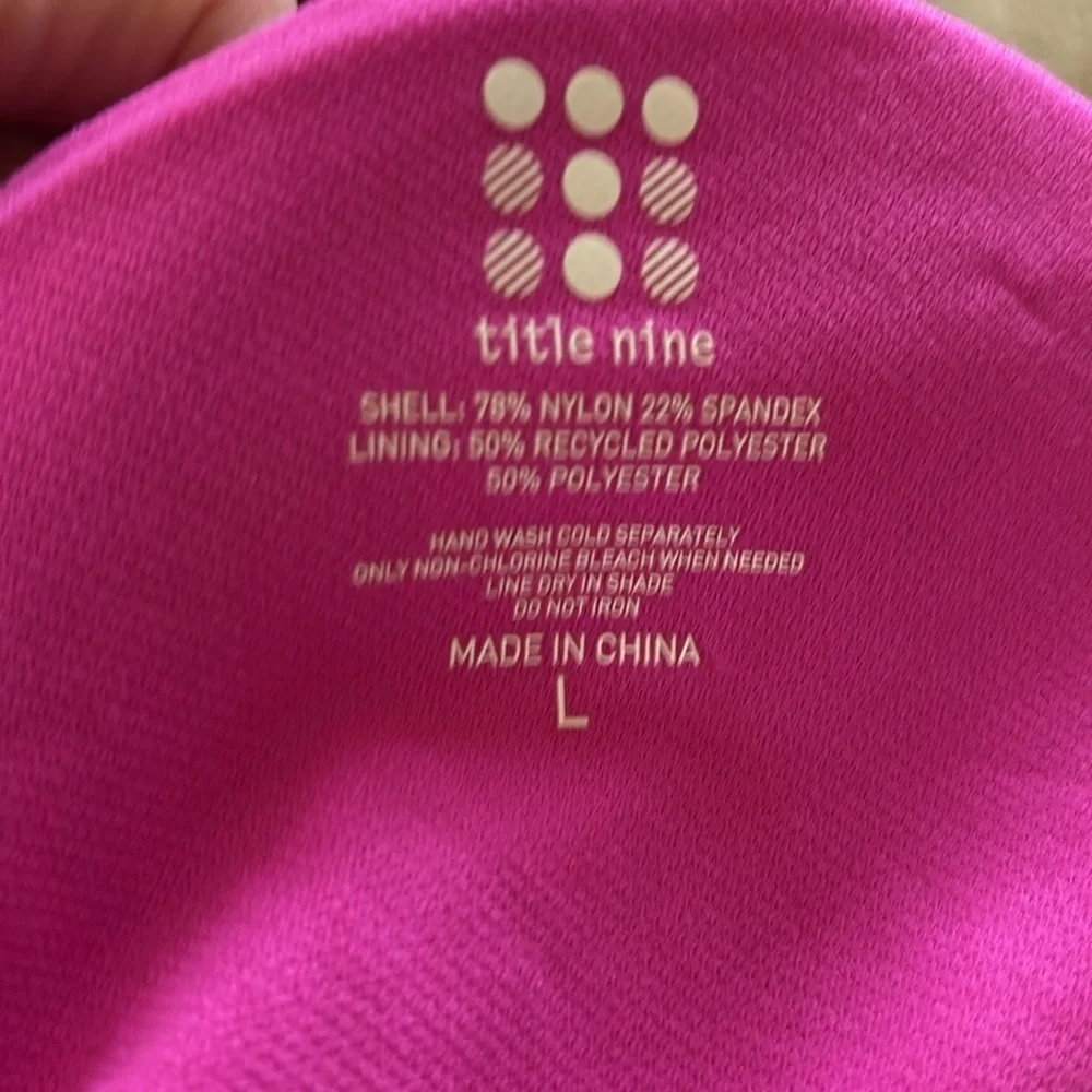 Title Nine Set It Forget It Tankini Top Sz L Raspberry Anemone Halter Style